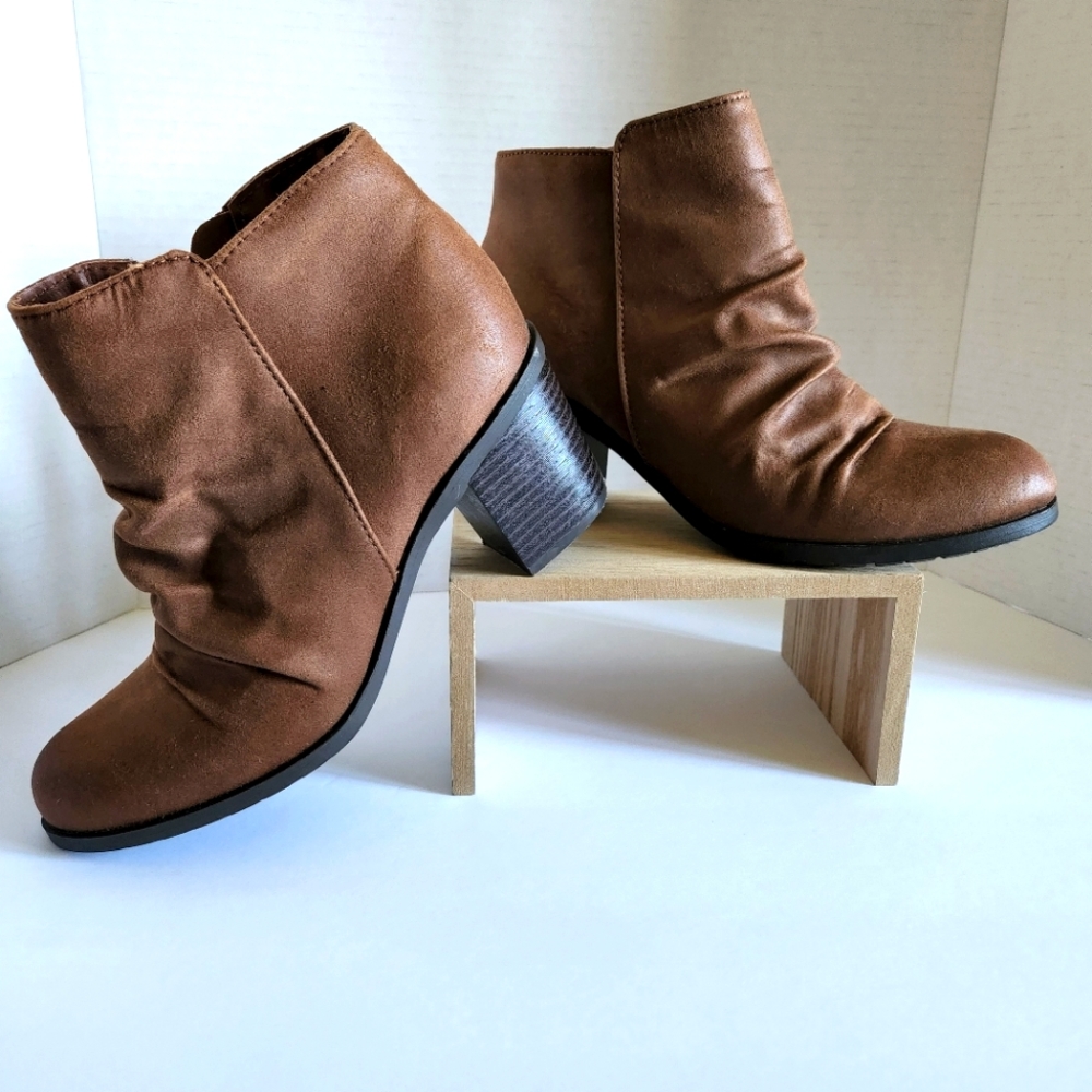 Arizona 7M Booties